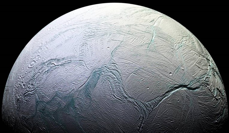 NASA otkrila građevne blokove života u oceanu mjeseca Enkelada